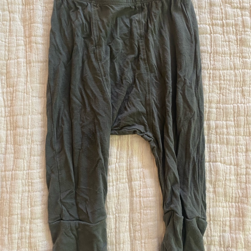 Kate Quinn joggers